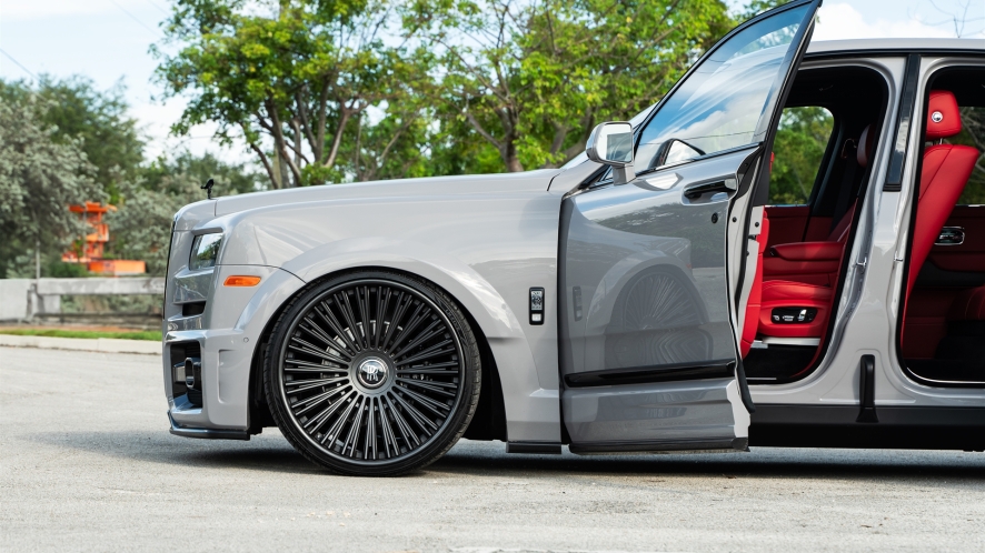 Rolls Royce Cullinan on Urban Auto Wide Track Kit