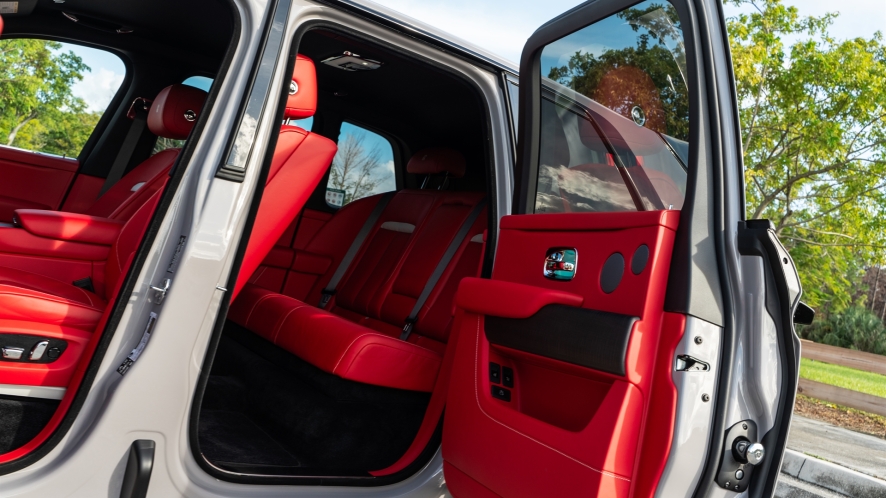 Rolls Royce Cullinan on Urban Auto Wide Track Kit