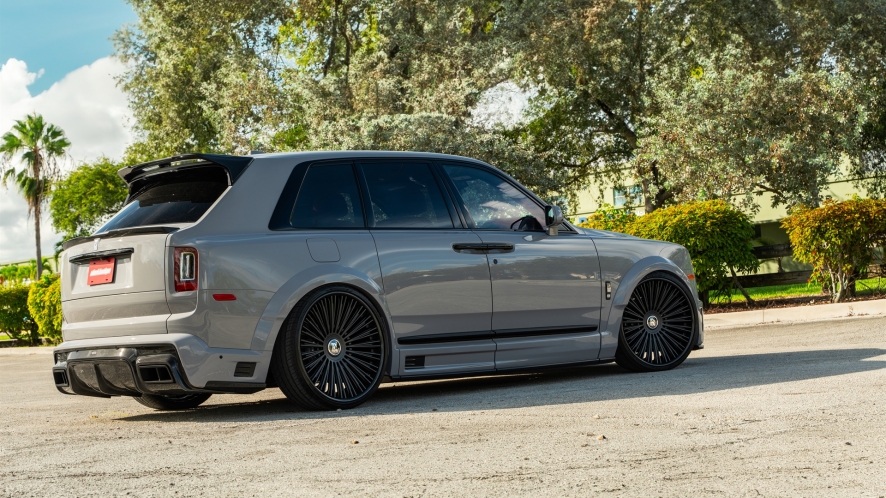 Rolls Royce Cullinan on Urban Auto Wide Track Kit