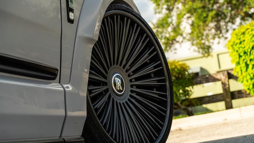 Rolls Royce Cullinan on Urban Auto Wide Track Kit