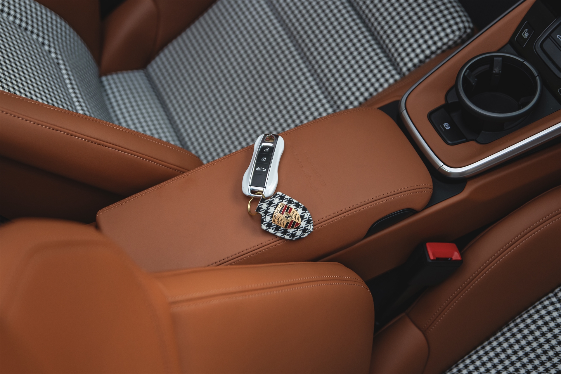 Porsche 992 Targa on  HRE 527 FMR