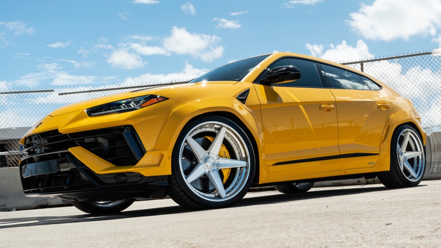 Novitec Esteso Lamborghini Urus – RETROSeries RS5.3