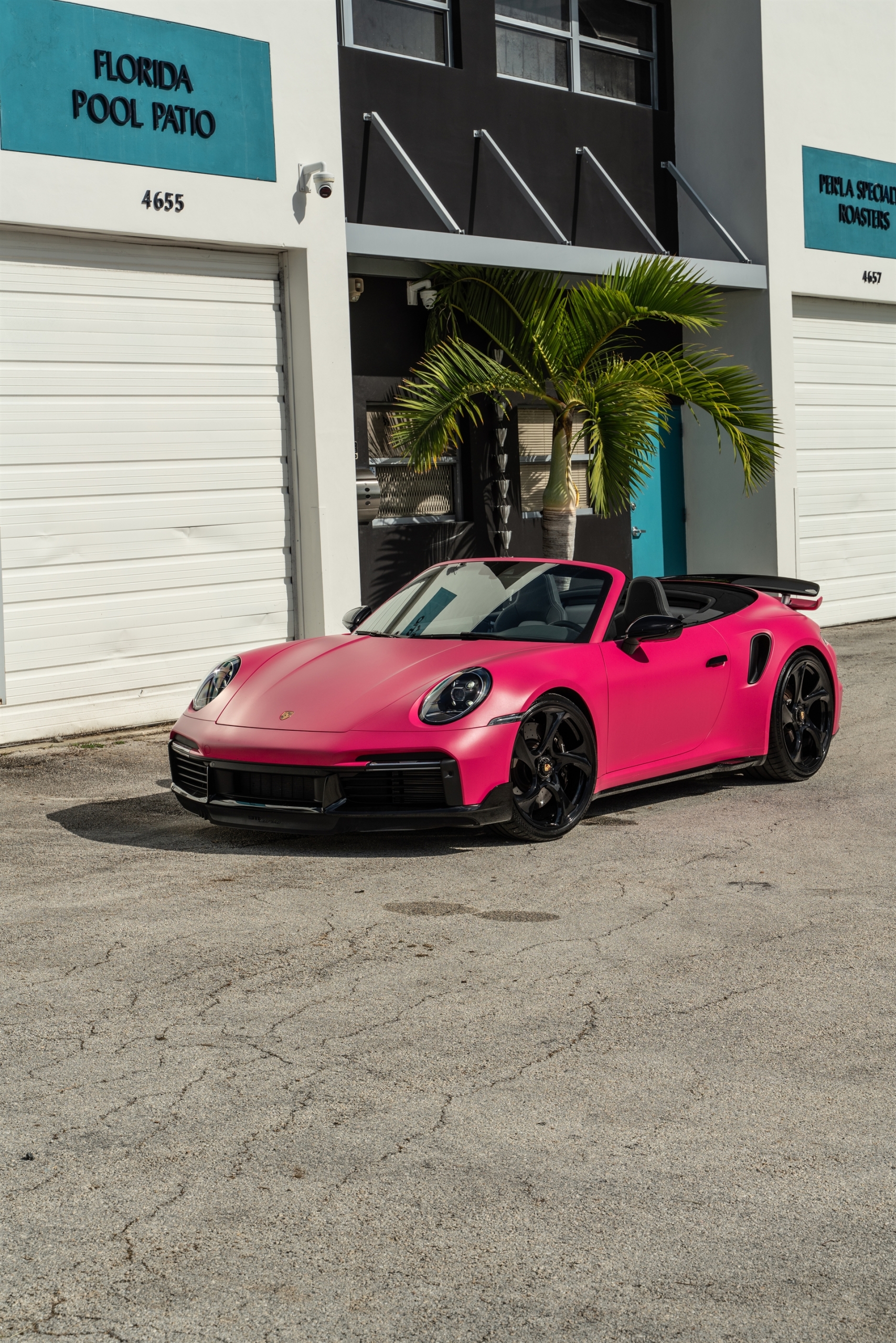 Porsche 992 Turbo S | on HRE 522M | Gloss Black
