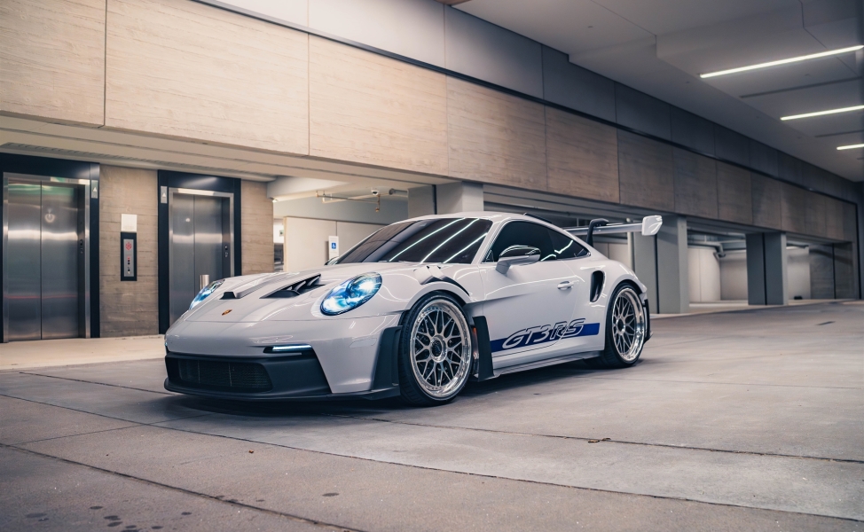 Porsche 992 Carrera GT3 RS on HRE Wheels Classics 300