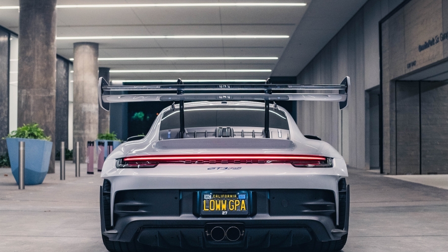 Porsche 992 Carrera GT3 RS on HRE Wheels Classics 300