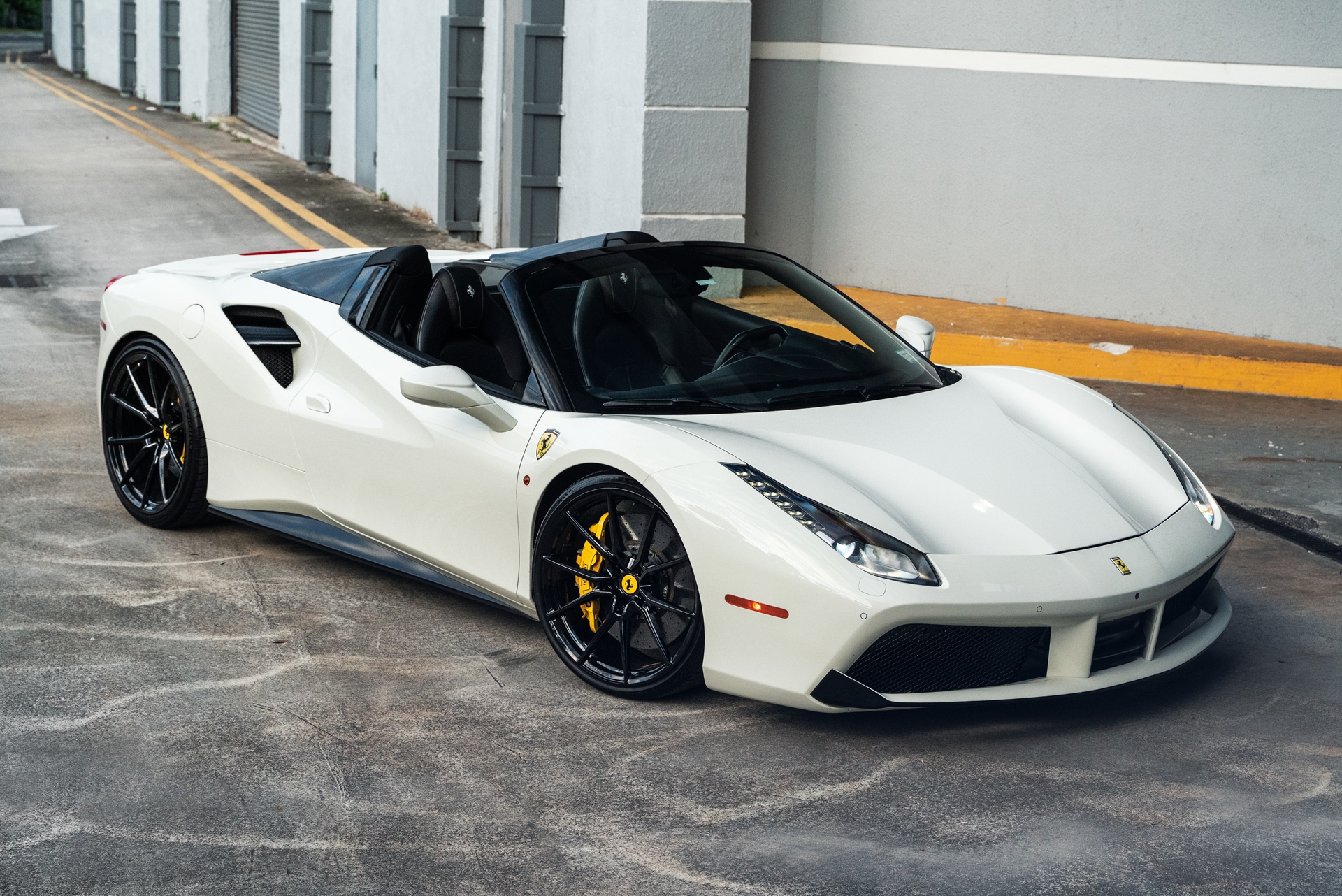 Ferrari 488 GTB Spyder | Bianco Avus | on ANRKY AN12 | Gloss Black