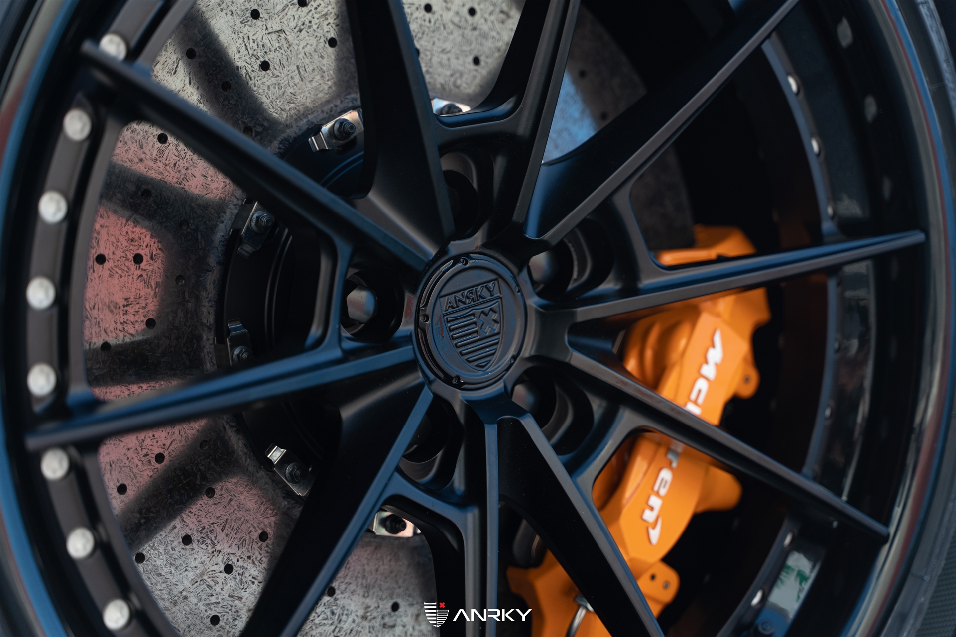 McLaren 750s – AN38 SeriesTHREE