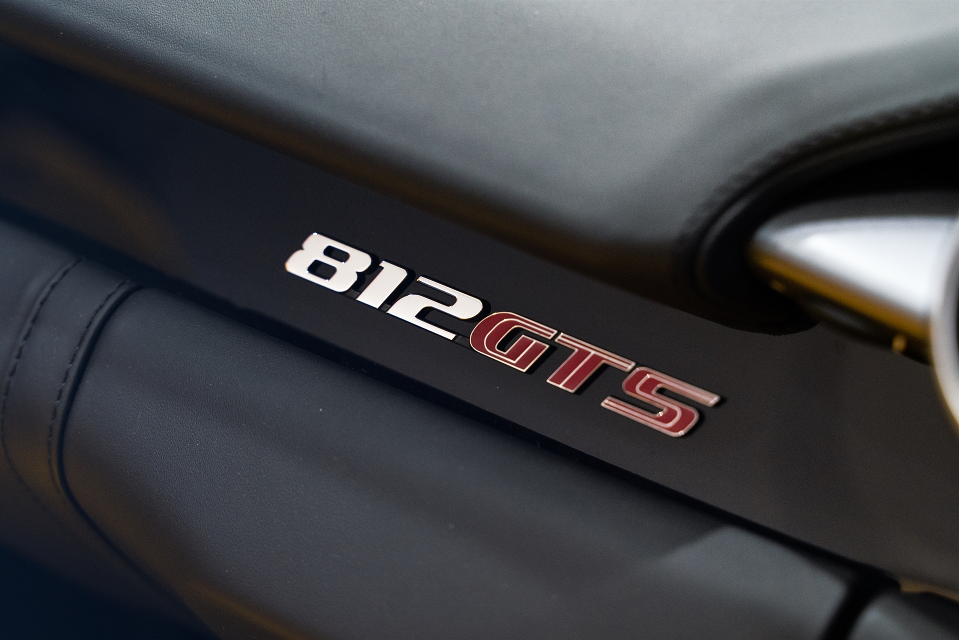 Ferrari 812 GTS on 1886 Wheels G010