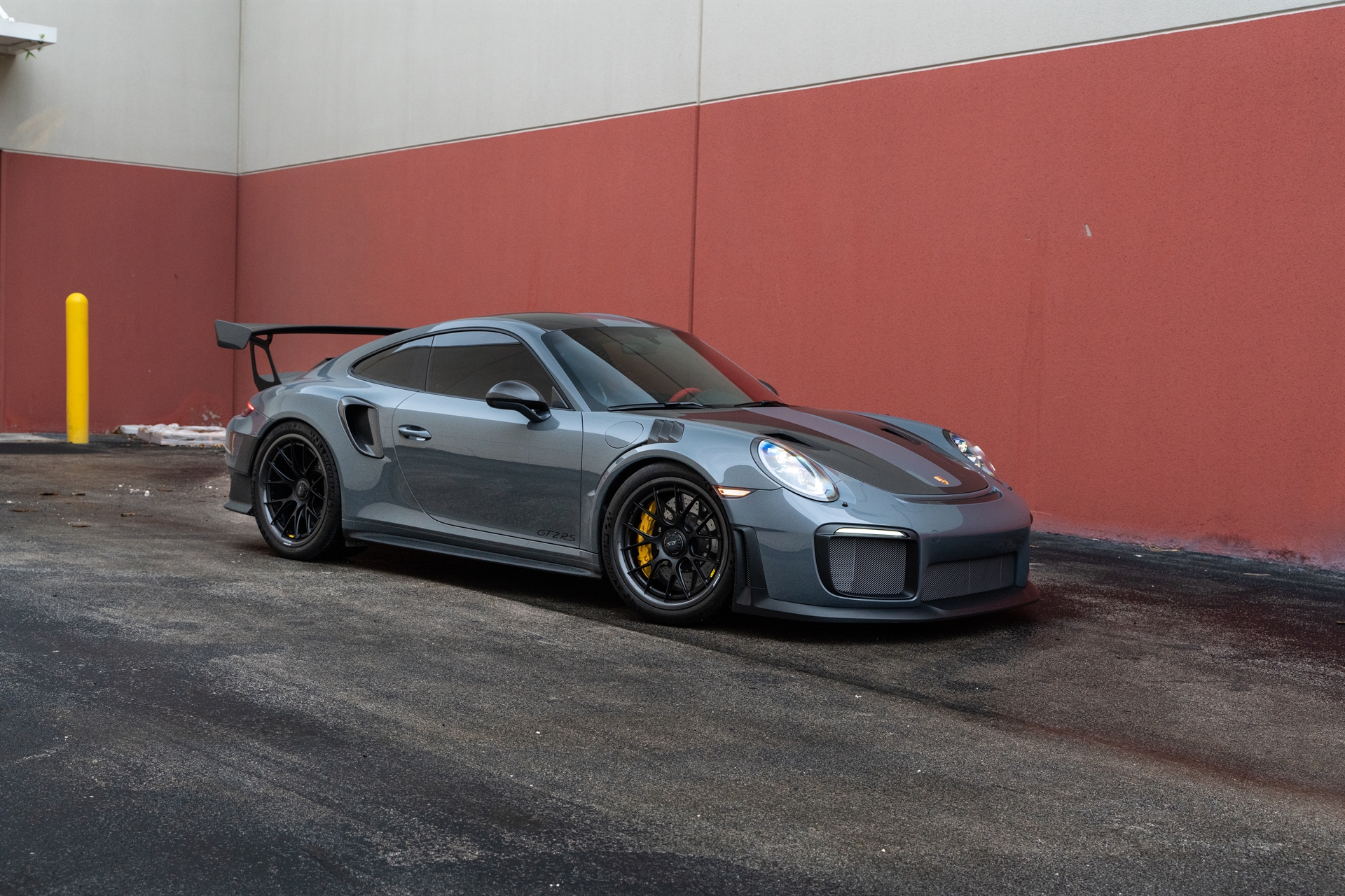 Porsche 991 GT2RS on