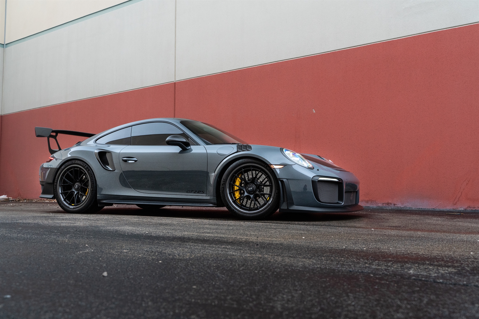Porsche 991 GT2RS on