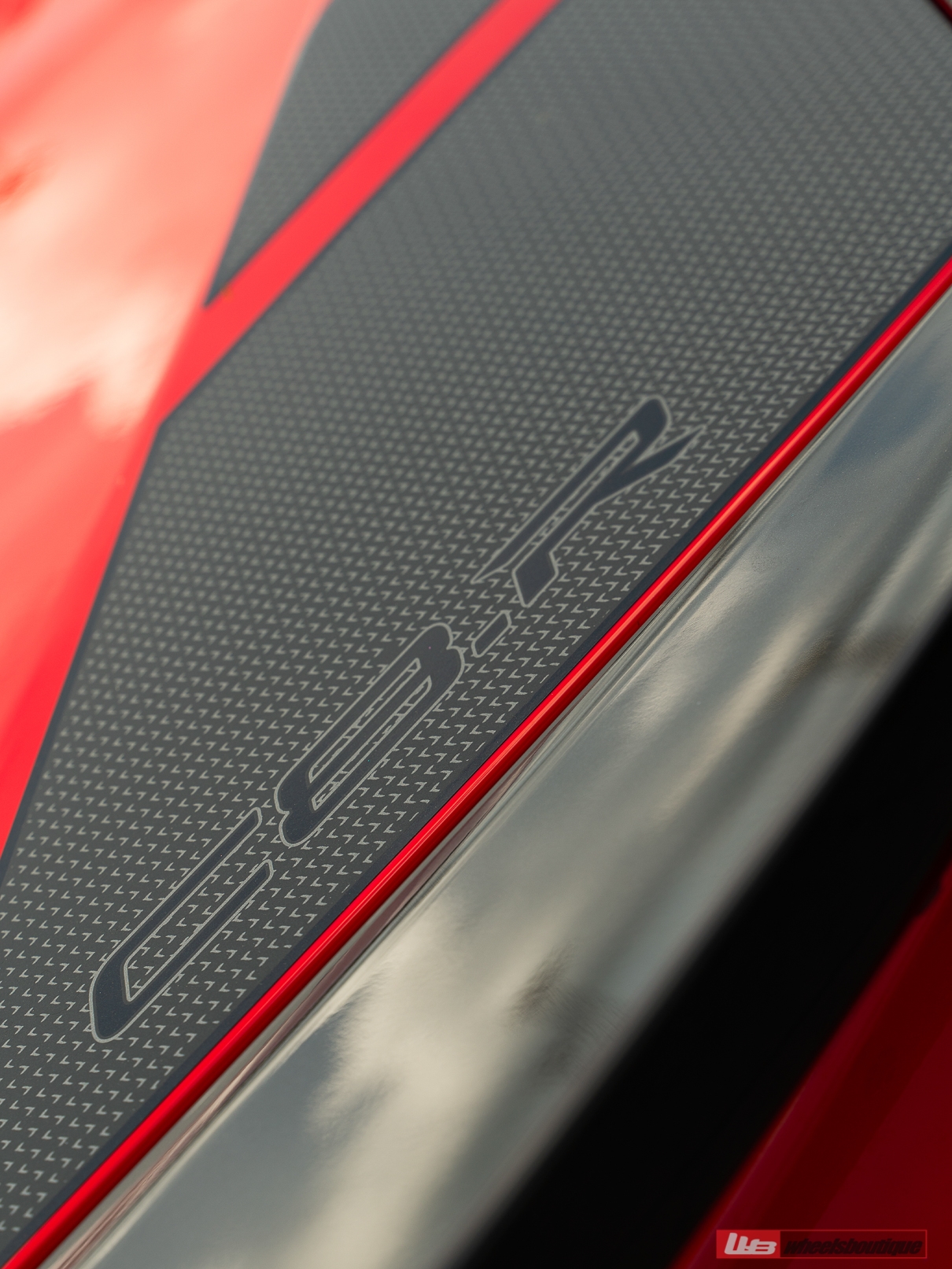 Chevrolet C8 Corvette Z06 – AN28 SeriesTWO