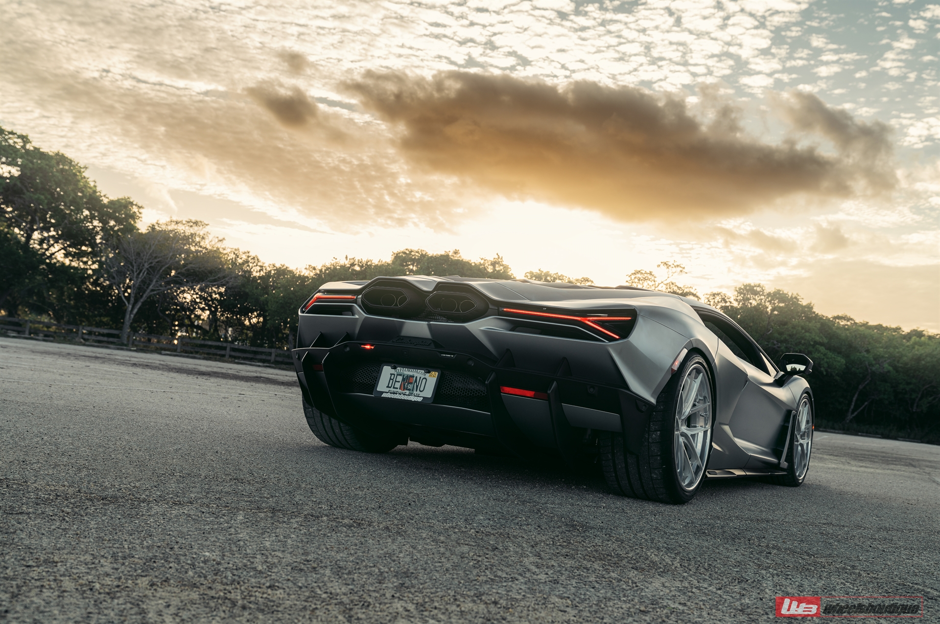 Lamborghini Revuelto on ANRKY XR-301