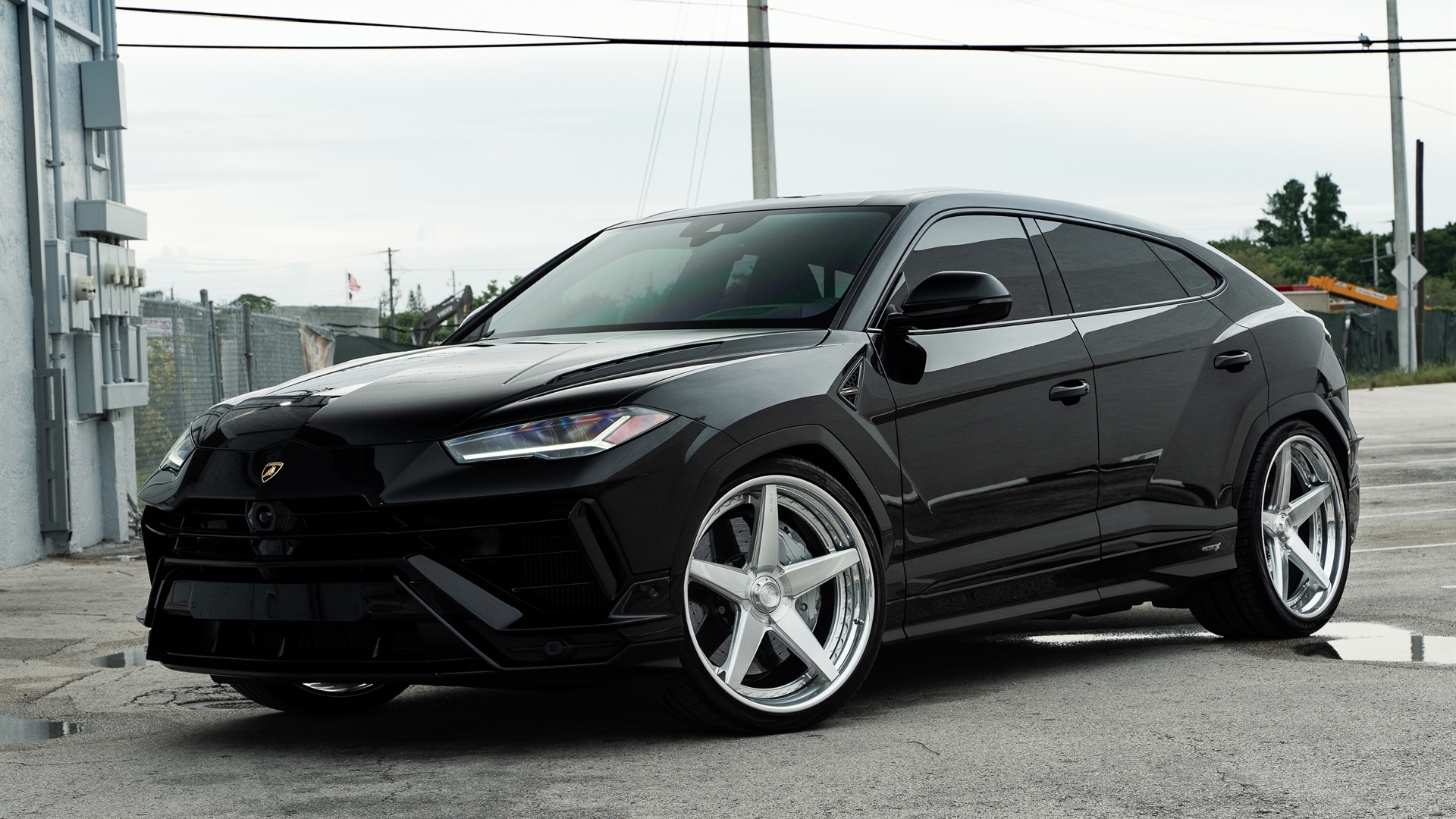  Lamborghini Urus – RETROSeries RS5.3 - Custom Build Gallery