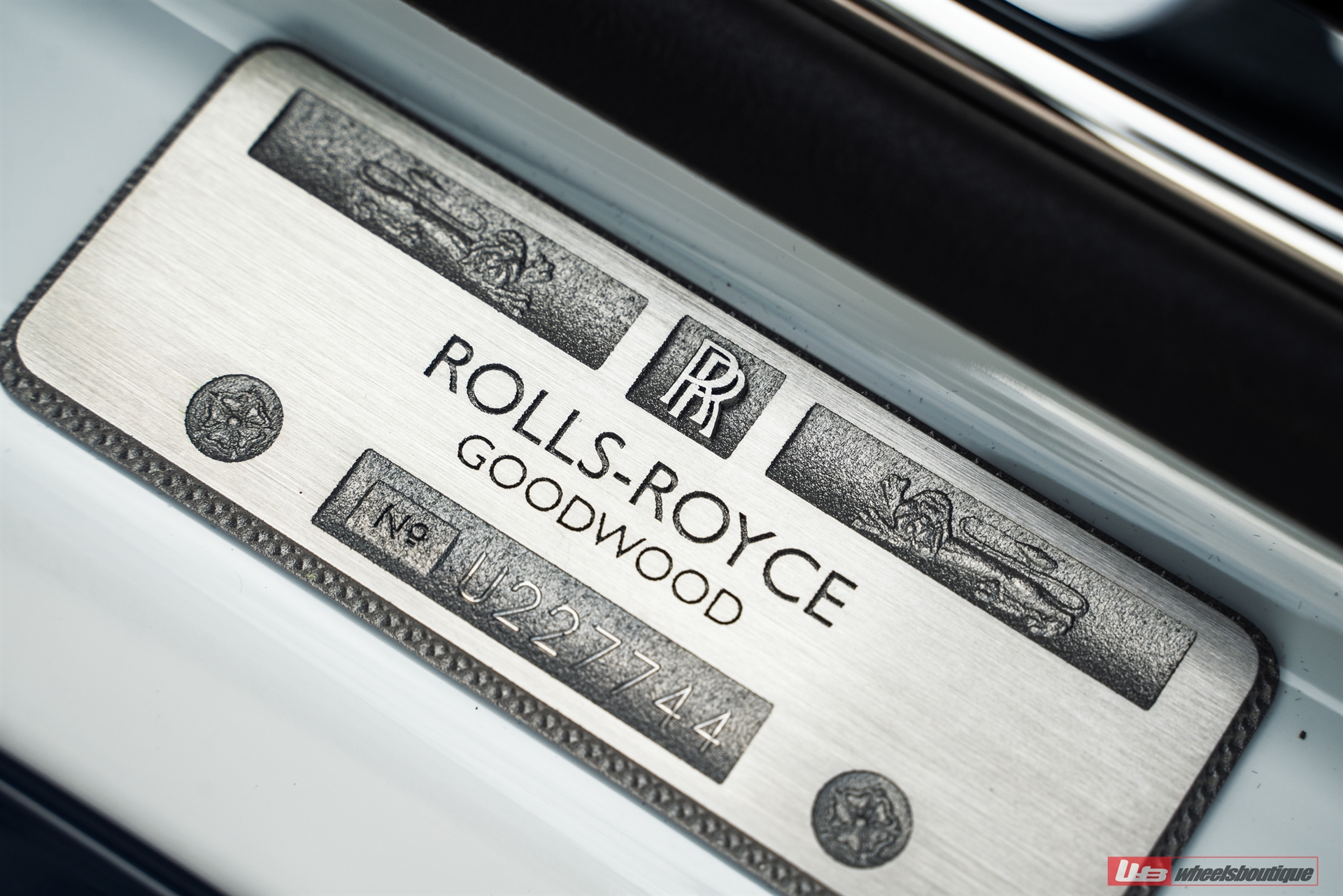 Rolls Royce Spectre – RF|Series RF-177