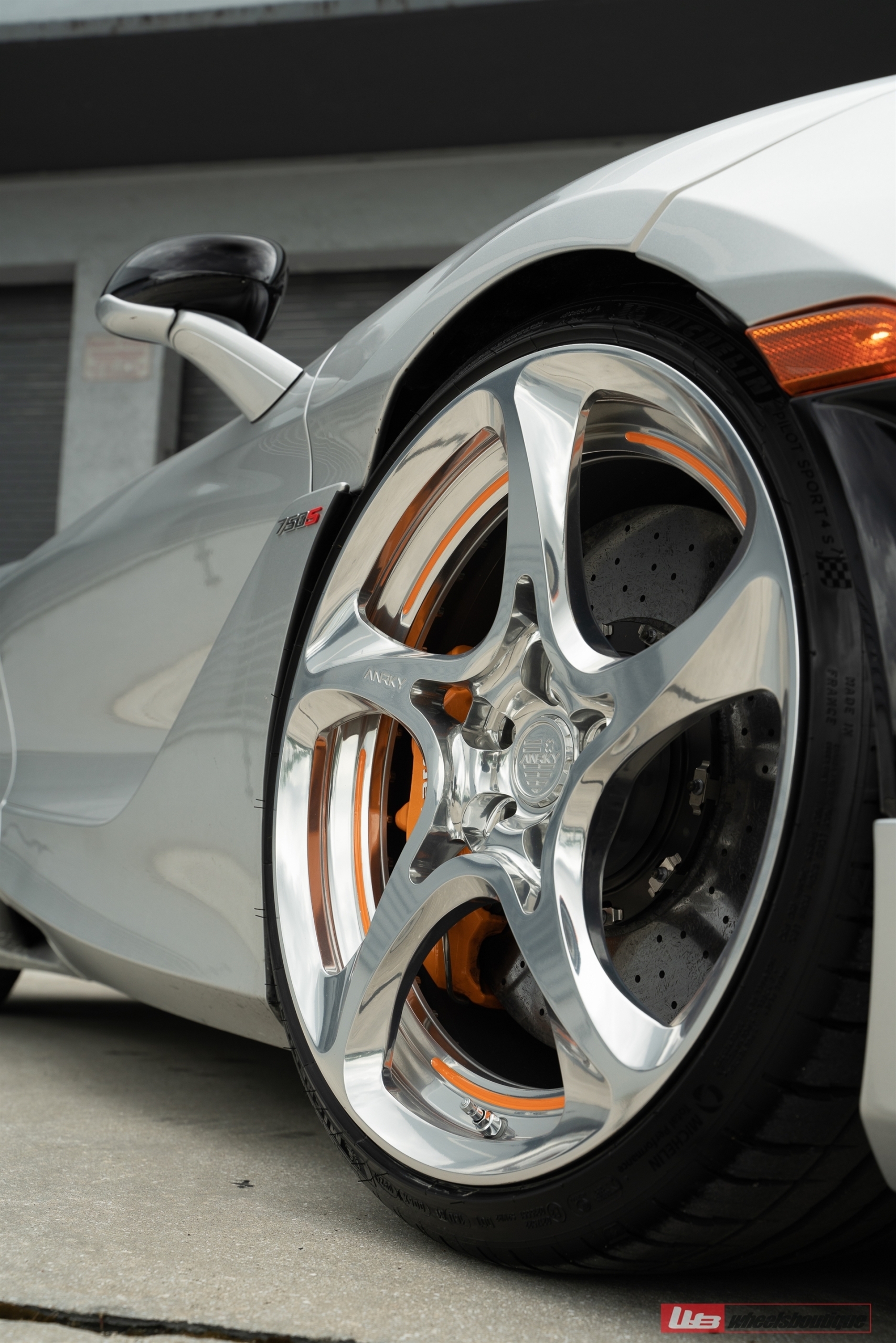 McLaren 750S – XR|Series XR-205