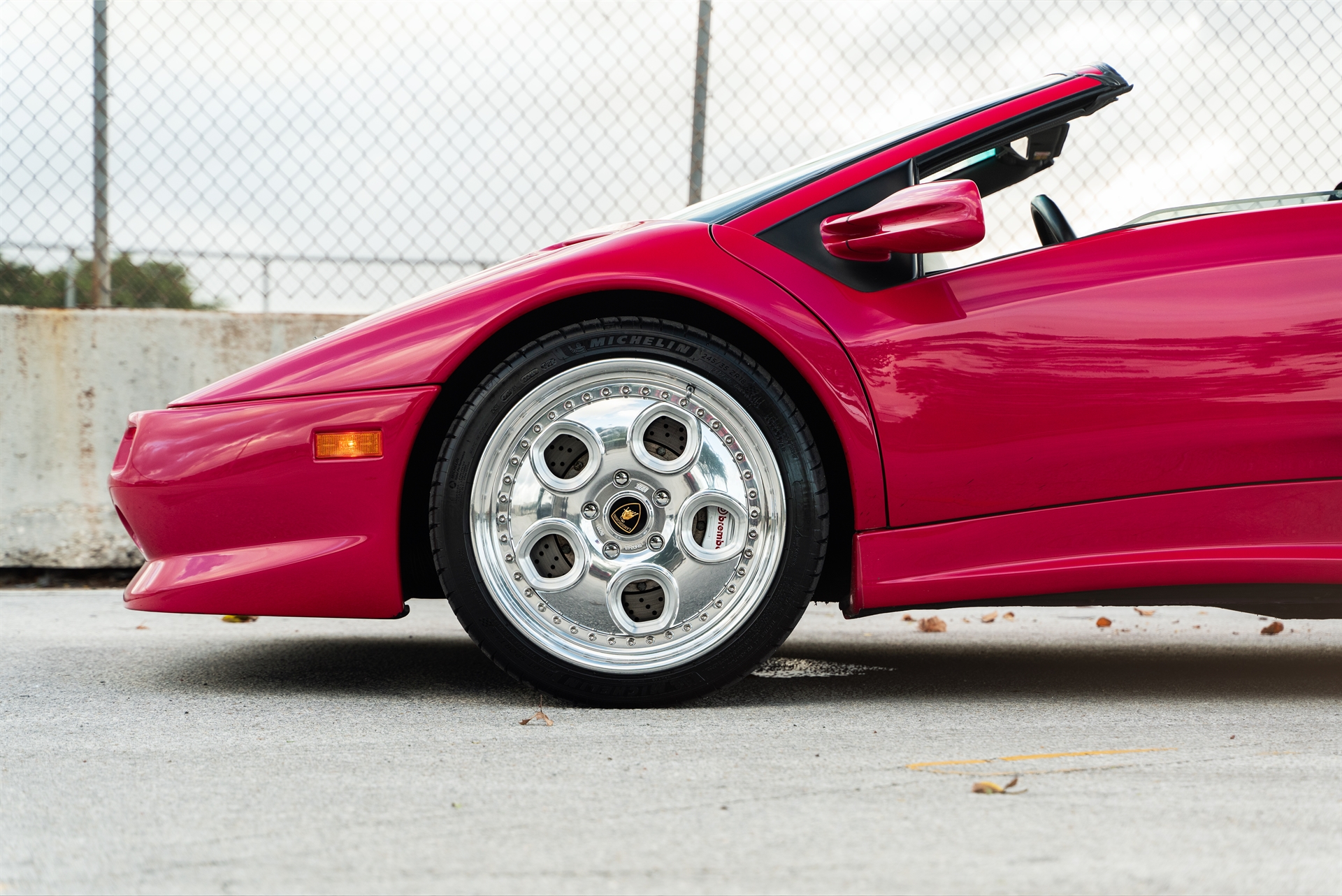 Lamborghini Diablo VT on 1886 Wheels
