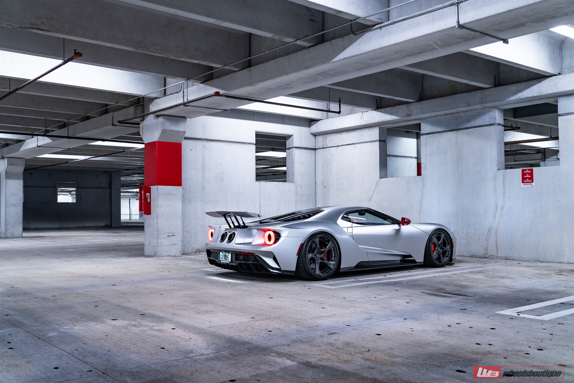Ford GT Carbon Series – XR|Series XR-305