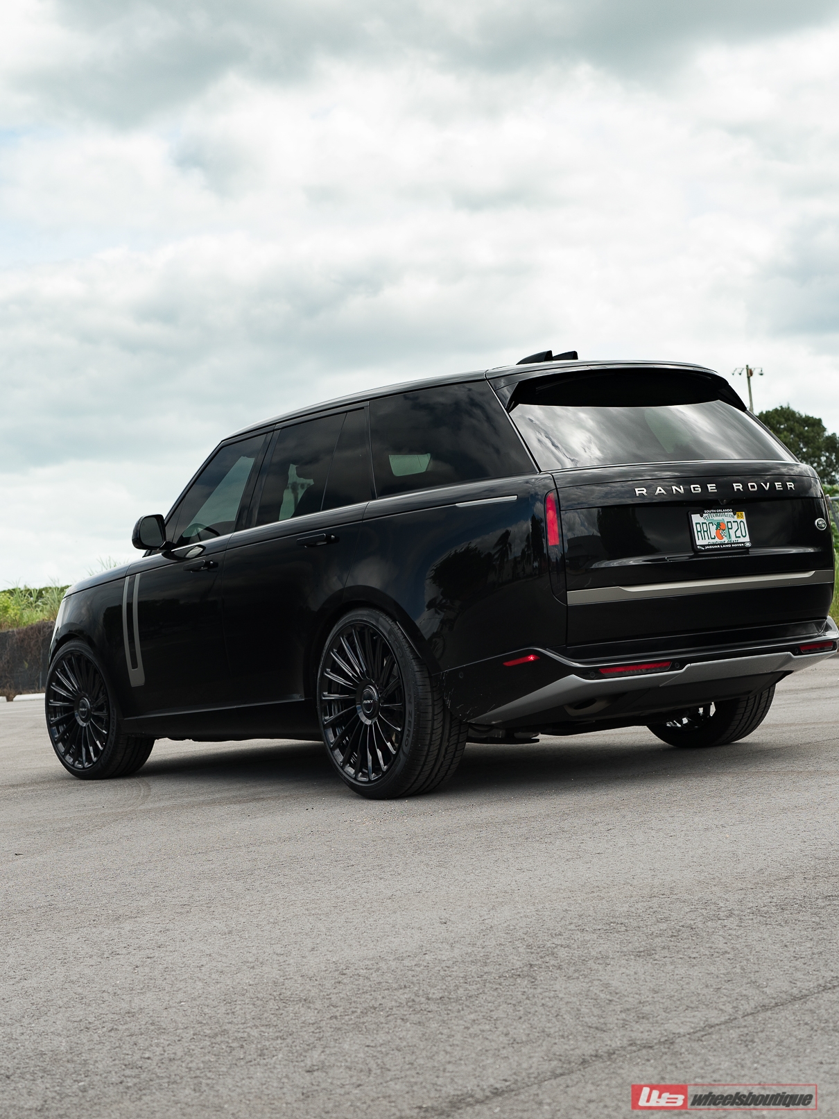 Land Rover Range Rover – RF|Series RF-182 | Wheels Boutique