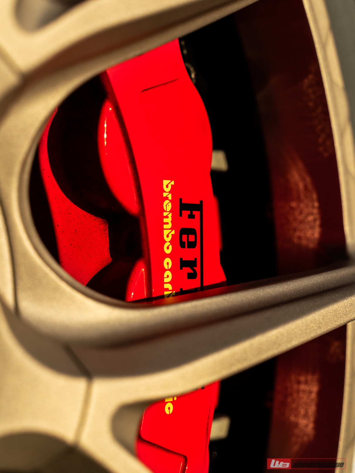 Ferrari F8 Tributo – XR|Series XR-301