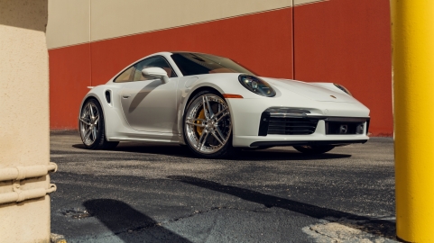 Porsche 992 on ANRKY AN27