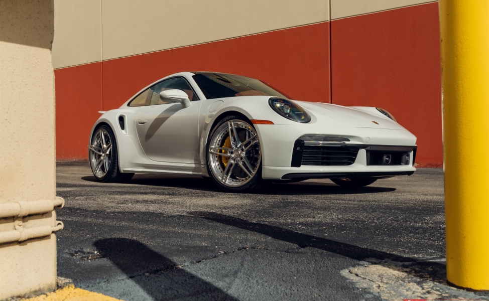 Porsche 992 on ANRKY AN27