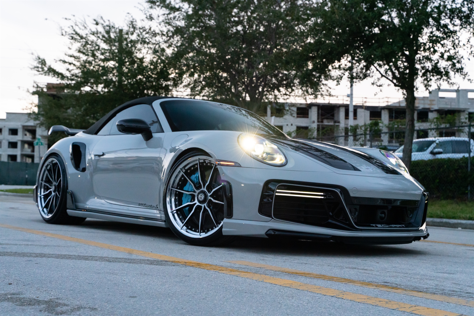 TECHART 992 Turbo S | Chalk | on HRE S104SC | Brushed Clear/ Gloss Black Window