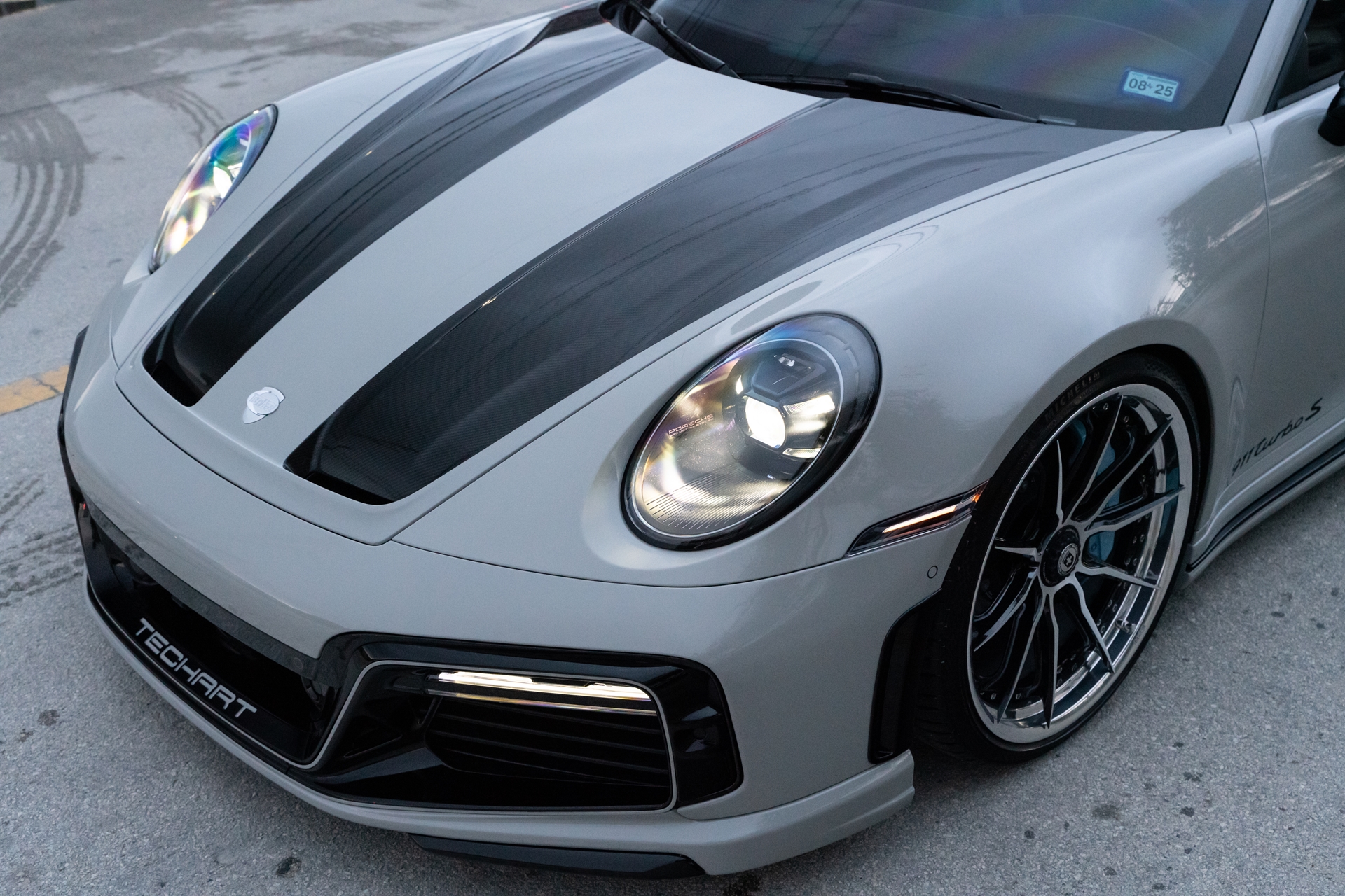 TECHART 992 Turbo S | Chalk | on HRE S104SC | Brushed Clear/ Gloss Black Window