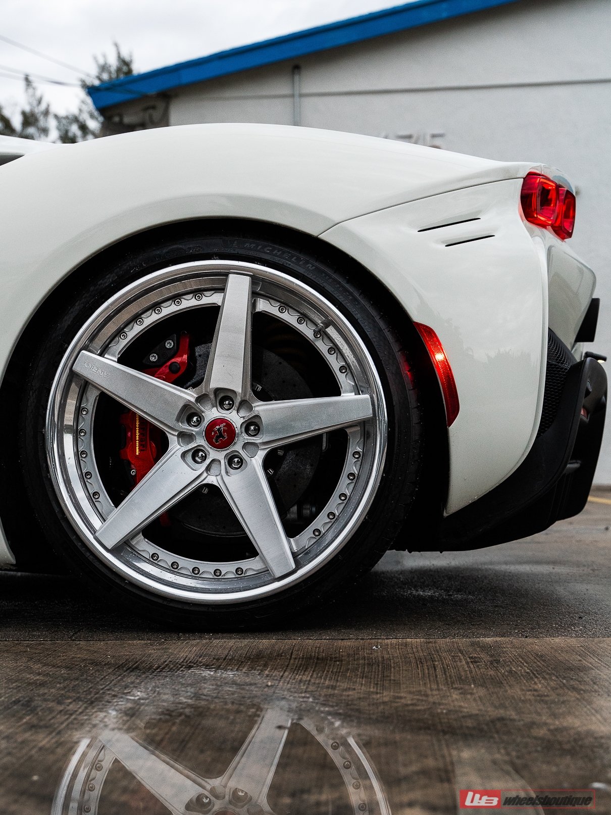 Ferrari SF90 Spider – RETROSeries RS5.3