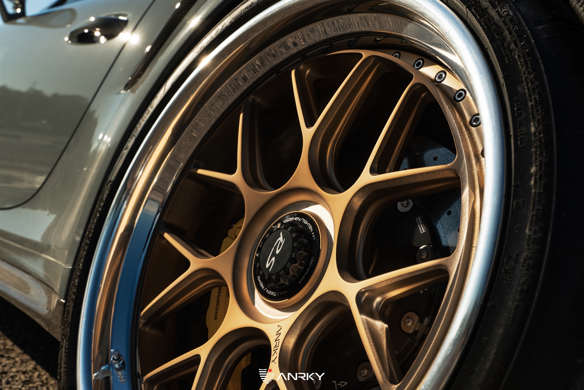 Porsche 991.2 GT2 RS | Grigio Telesto | on ANRKY JDX-314 | Polished Clear