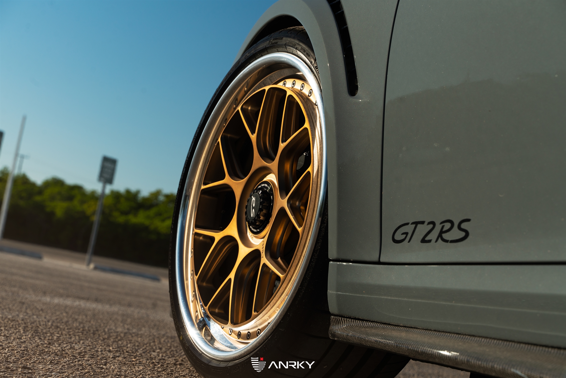 Porsche 991.2 GT2 RS | Grigio Telesto | on ANRKY JDX-314 | Polished Clear