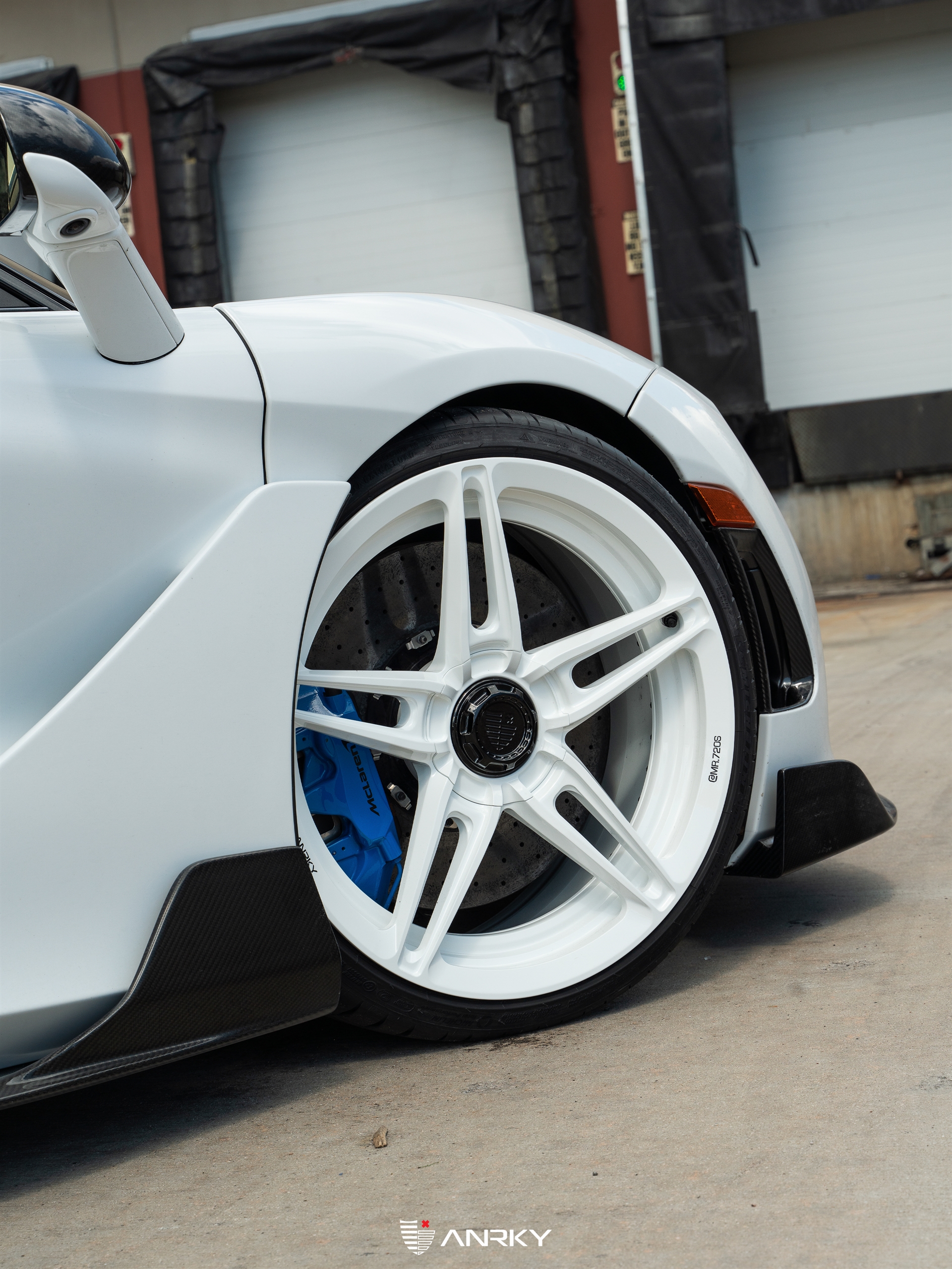 McLaren 720S Spider – AN27 SeriesTWO