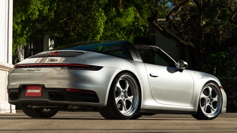 Porsche 992 GTS | Ice Gray Metallic | on HRE 522 FMR | Satin Silver