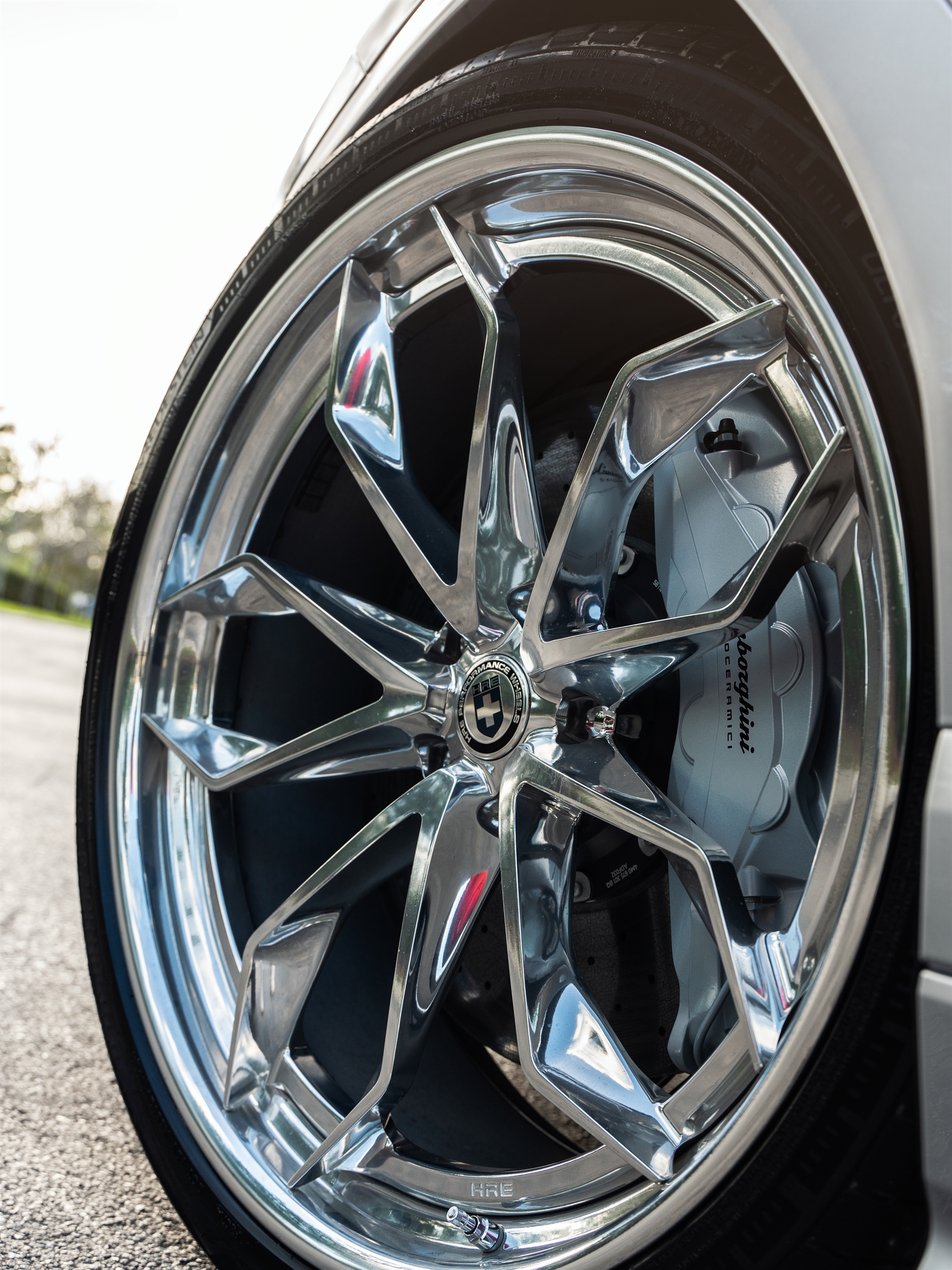 Lamborghini Urus SE | Grigio Nimbus | on HRE S201H | Polished Clear  