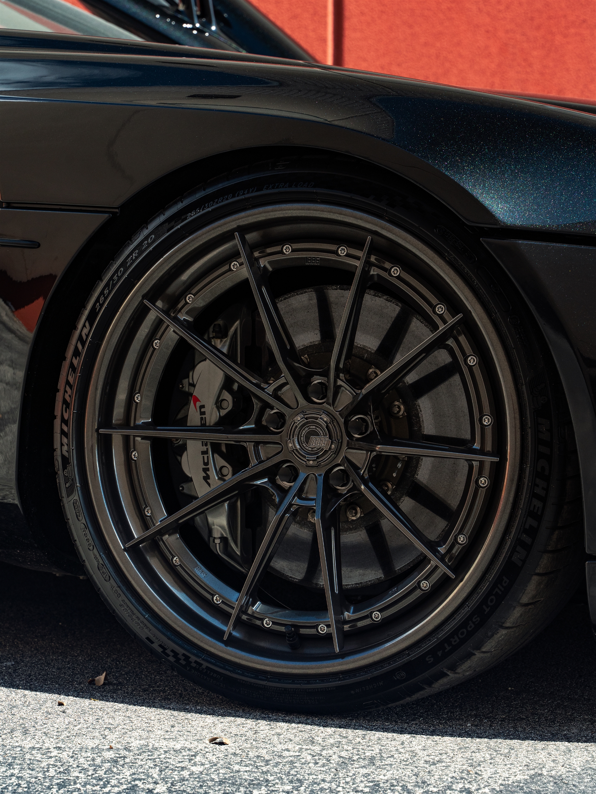 Mercedes SLR-McLaren on 1886 Wheels