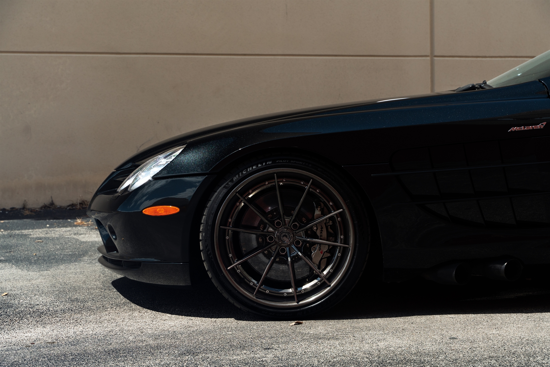 Mercedes SLR-McLaren on 1886 Wheels