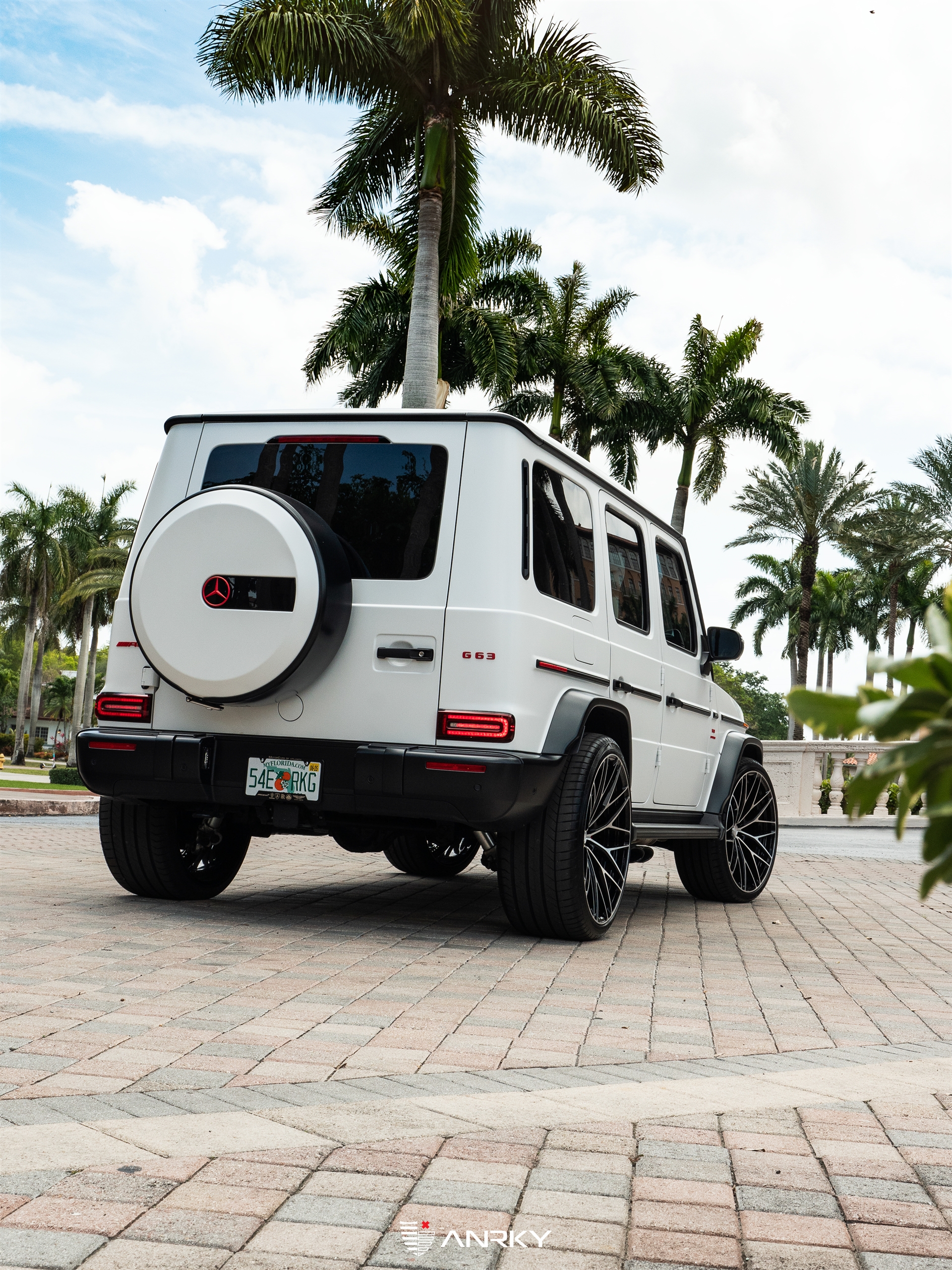 Mercedes Benz AMG G63 | Polar White | on ANRKY AN20 | Two Tone: Brushed Face + Gloss Black Window