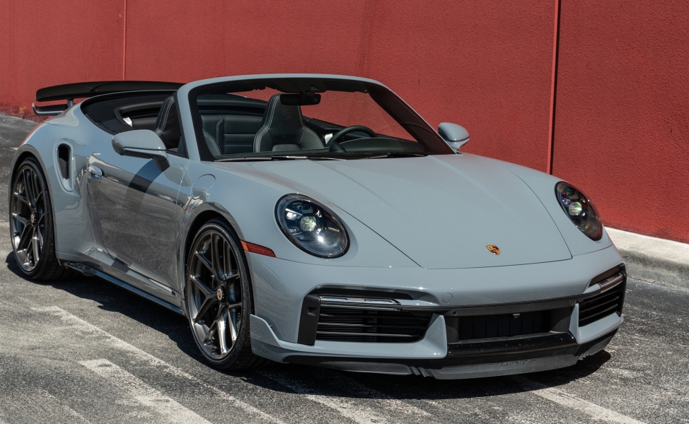 Porsche 992 on HRE R101LW