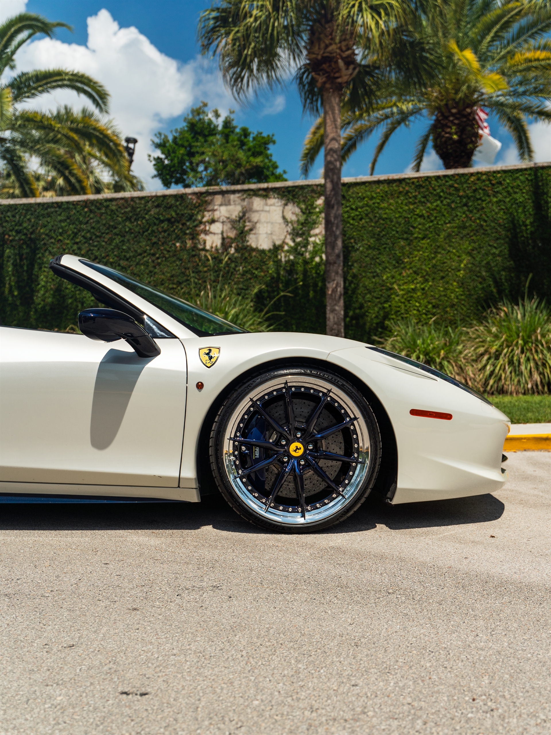 Ferrari 458 on HRE S104SC