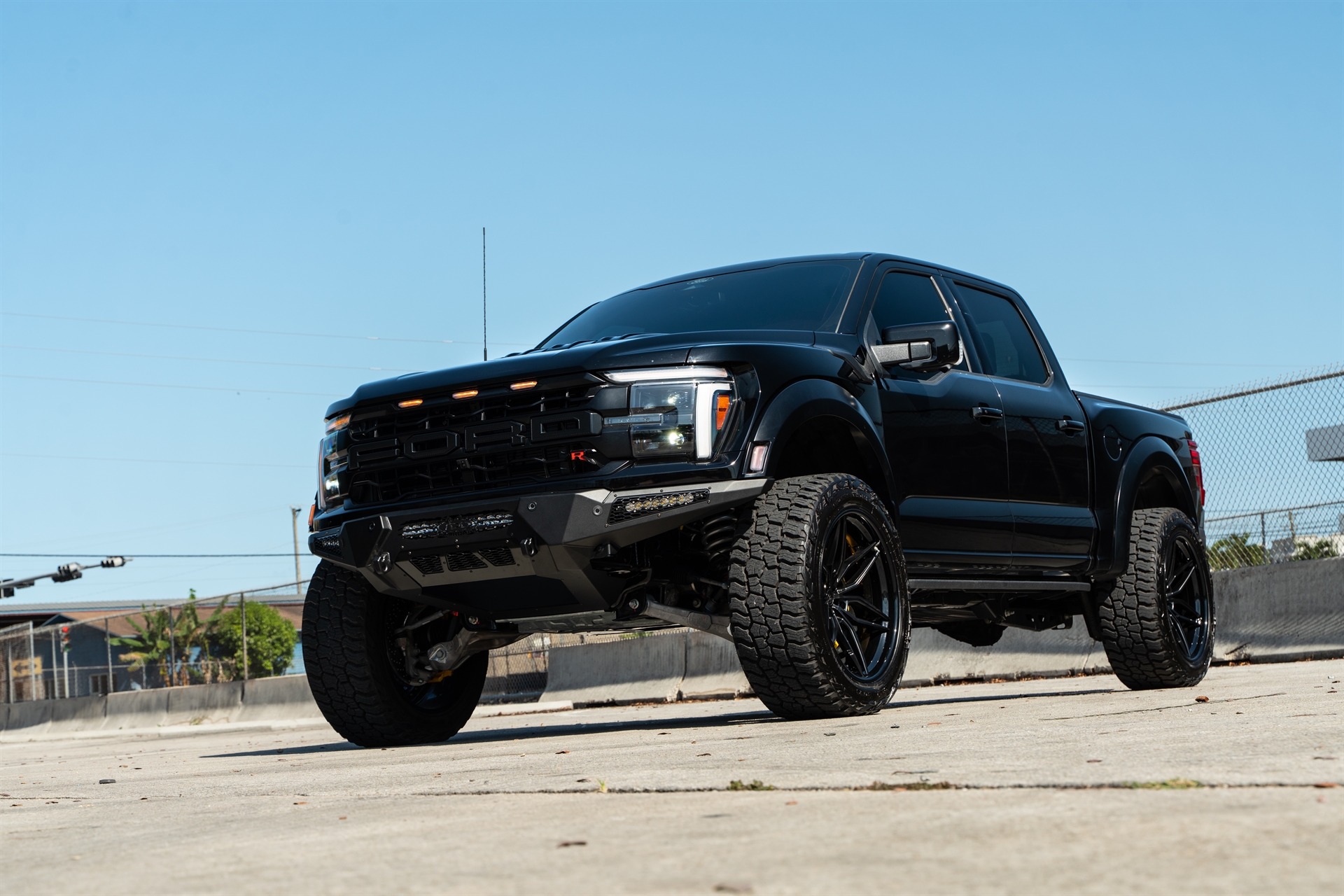Ford Raptor R | Agate Black | on ANRKY AN36 | Satin Black