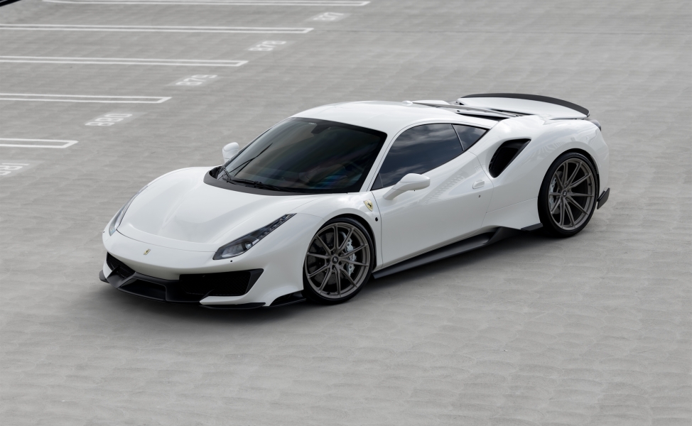 Ferrari 488 pista on HRE P103SC