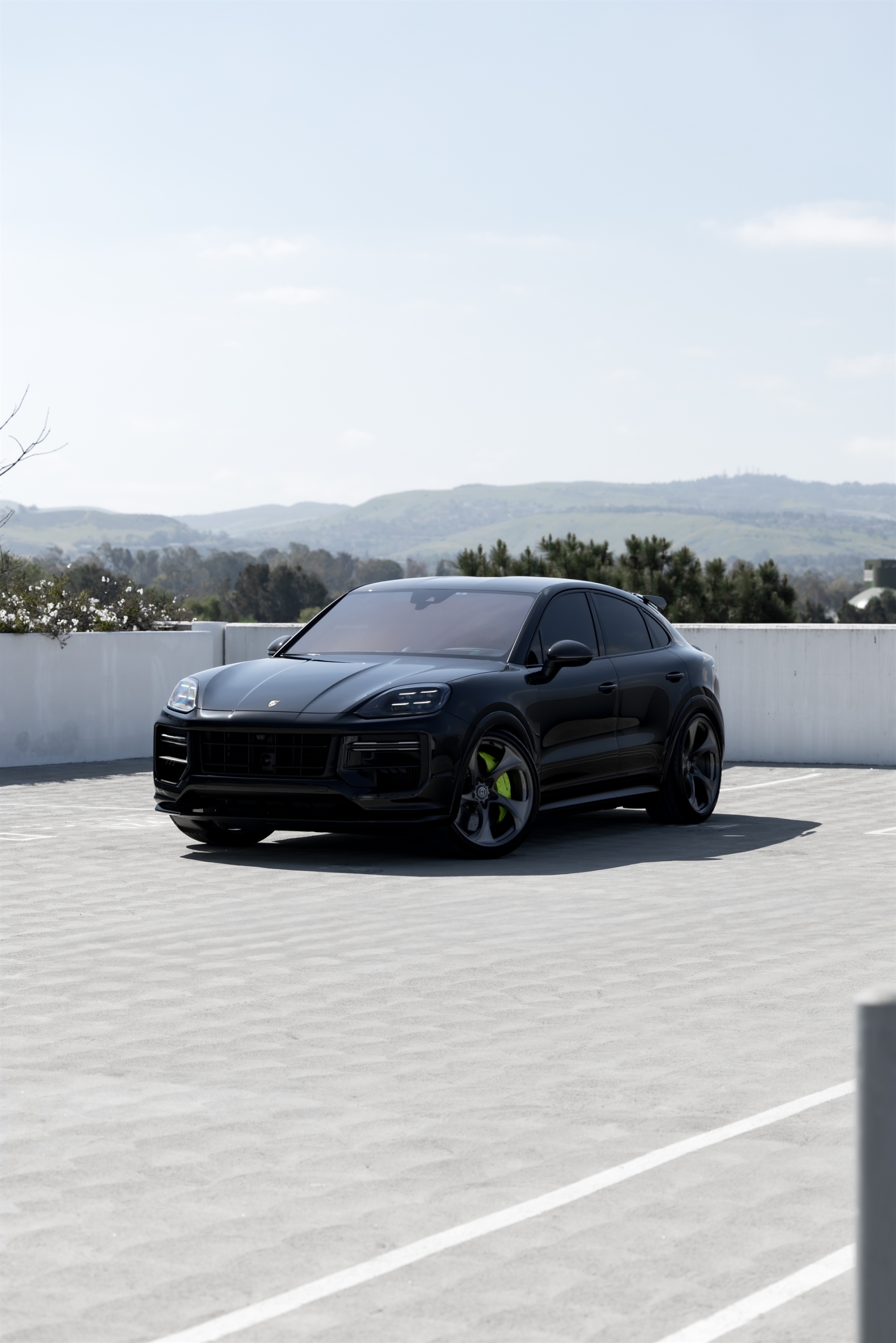 Porsche Cayenne on HRE 522M