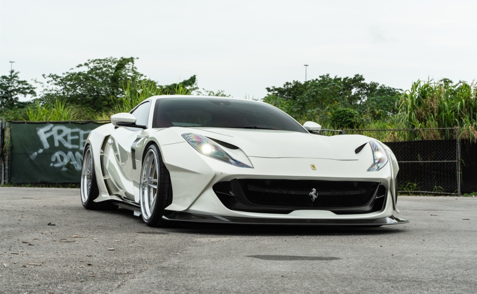 Ferrari 812 Superfast with Zacoe GTS BodyKit and 1886 Forged XR003