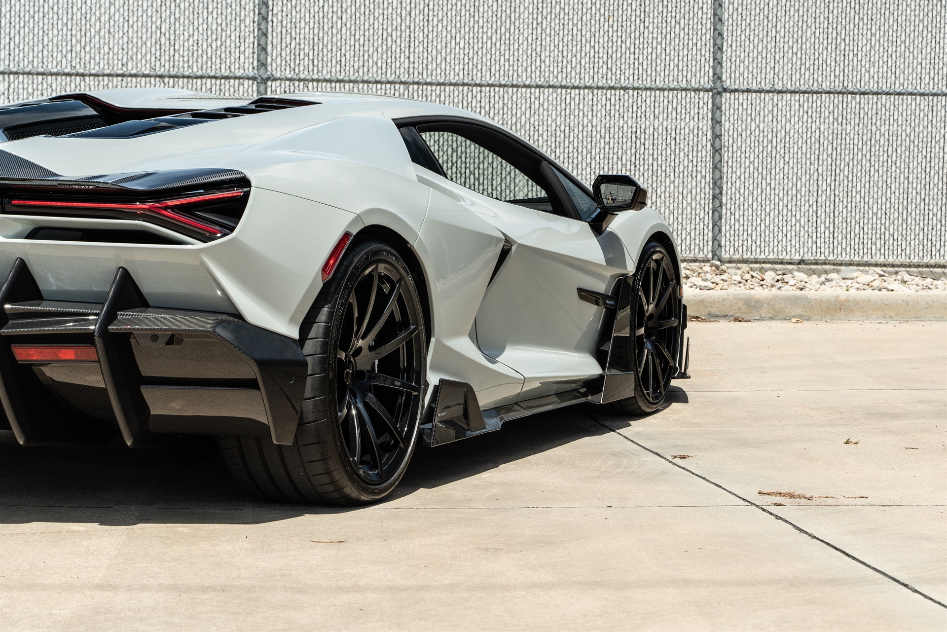 MANSORY Lamborghini Revuelto | Grigio Hati | on Mansory FV.10 Wheels | Gloss Black
