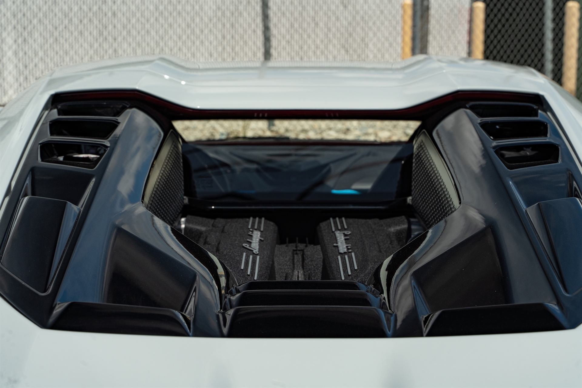 MANSORY Lamborghini Revuelto | Grigio Hati | on Mansory FV.10 Wheels | Gloss Black