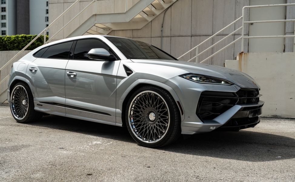 Lamborghini URUS on ANRKY RS7.3 RETROSeries