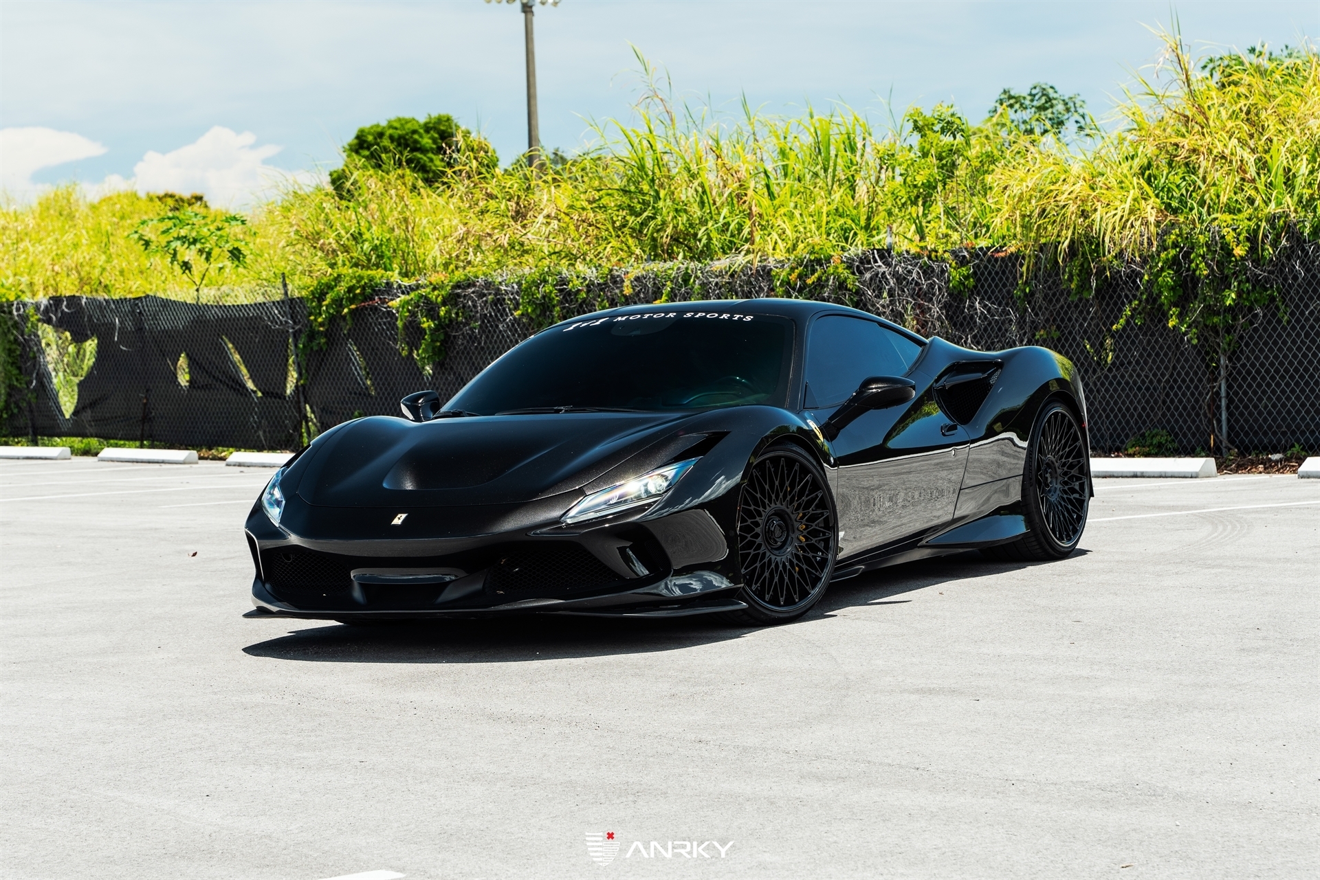 Ferrari F8 Tributo – RETROSeries RS7.3