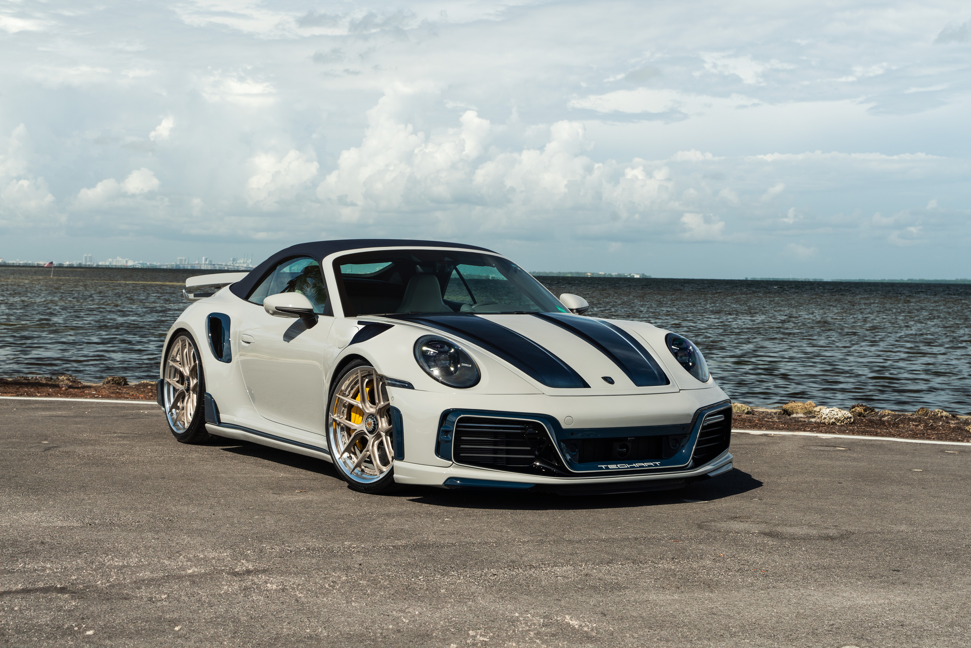 Techart 992 Turbo S with Blue Carbon – A World-First | Chalk | on HRE S101SC | Satin White Gold