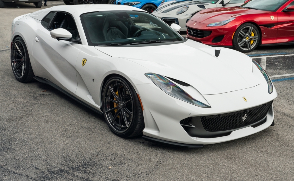 Ferrari 812 GTS on 1886 Wheels