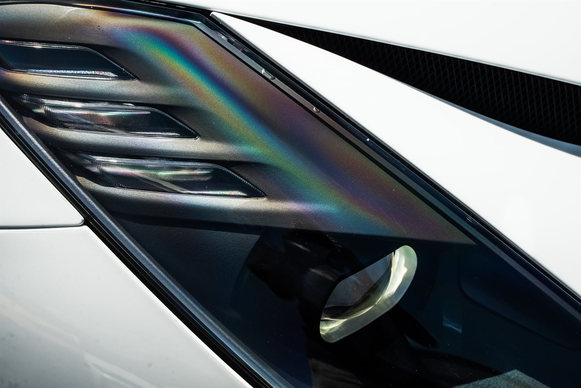 Ferrari 812 GTS on Ferrari 812 GTS | Bianco Avus | on 1886 G-010 | Polished Smoke