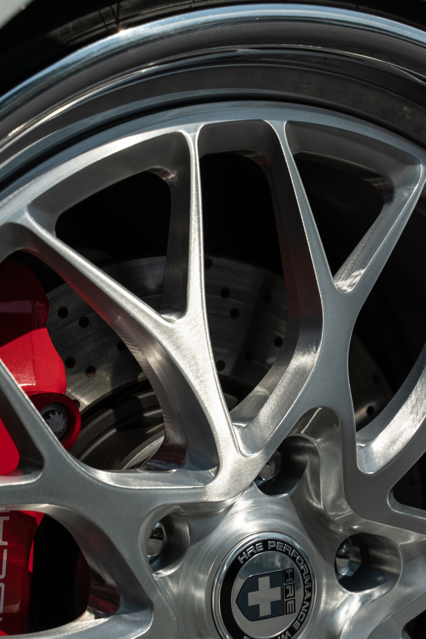 Porsche 992 Carrera S | Carrera White | on HRE 520 FMR | Brushed Clear